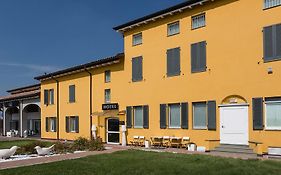 Hotel Forlanini 52